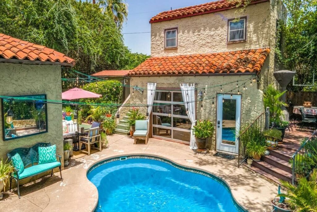 Mulberry Oasis! Spanish Gem, 5B Pool Villa, Mins to River Walk