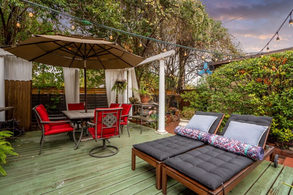 Mulberry Oasis! Spanish Gem, 5B Pool Villa, Mins to River Walk