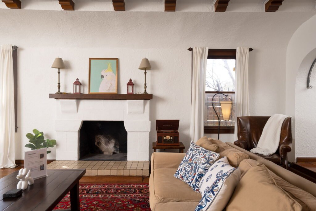 Mulberry Oasis! Spanish Gem, 5B Pool Villa, Mins to River Walk