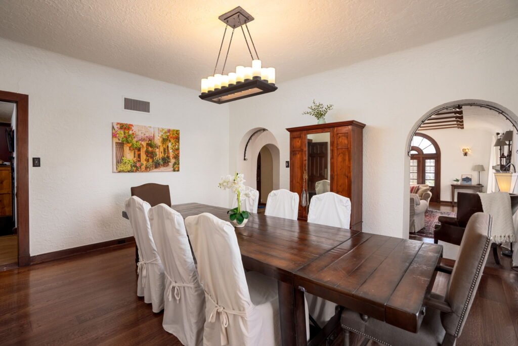 Mulberry Oasis! Spanish Gem, 5B Pool Villa, Mins to River Walk