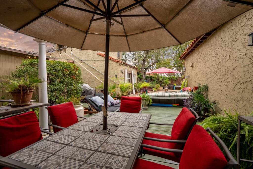 Mulberry Oasis! Spanish Gem, 5B Pool Villa, Mins to River Walk