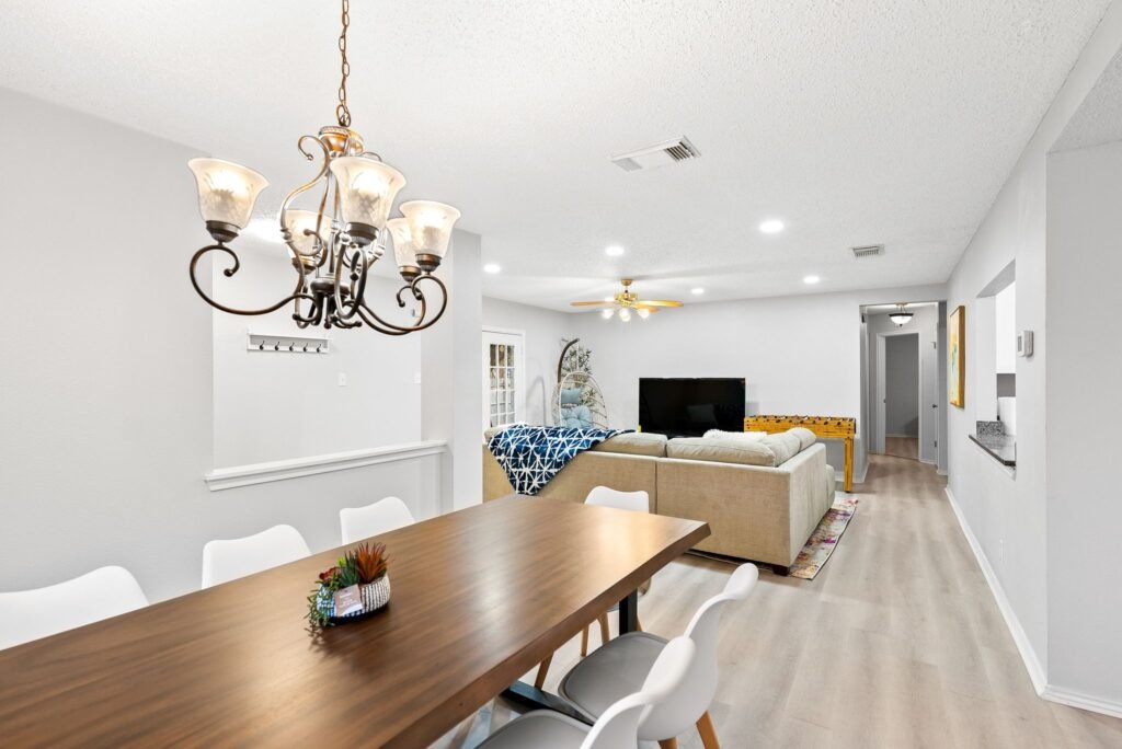 Villa @ April! 3B Pool Villa, Mins to SeaWorld