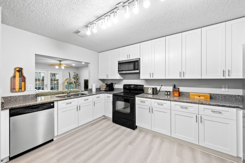 Villa @ April! 3B Pool Villa, Mins to SeaWorld