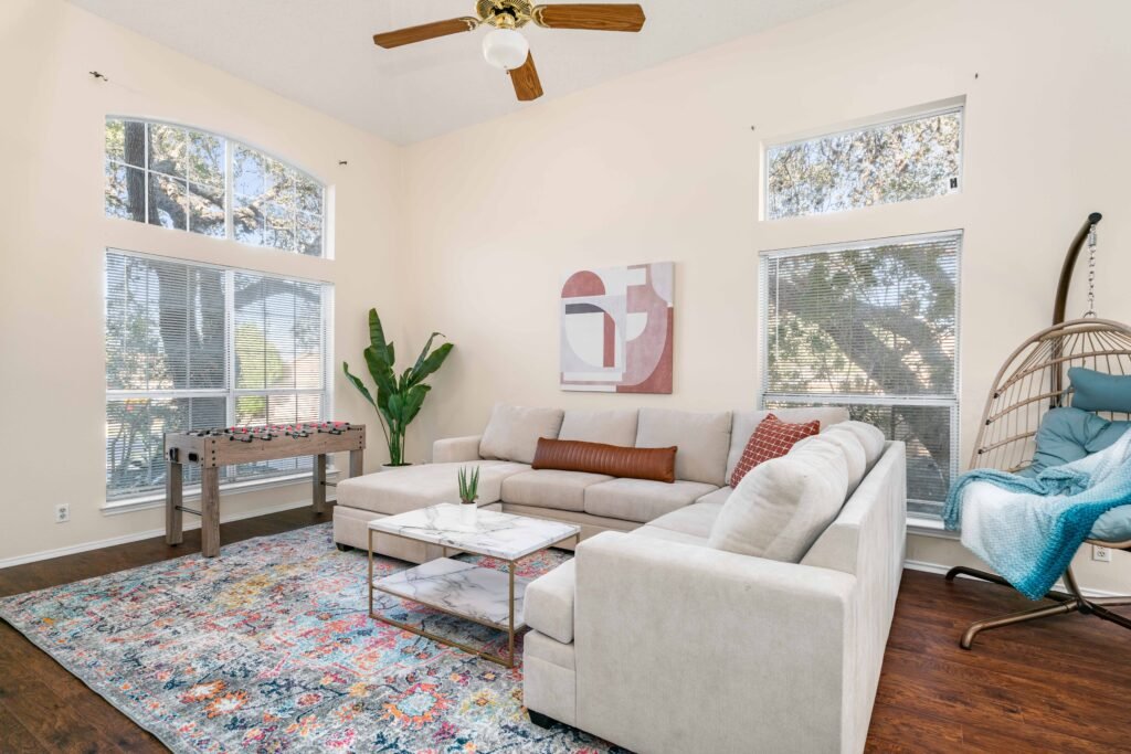 Oaks Resort! 3B Pool Villa, Mini Golf, Yard Games