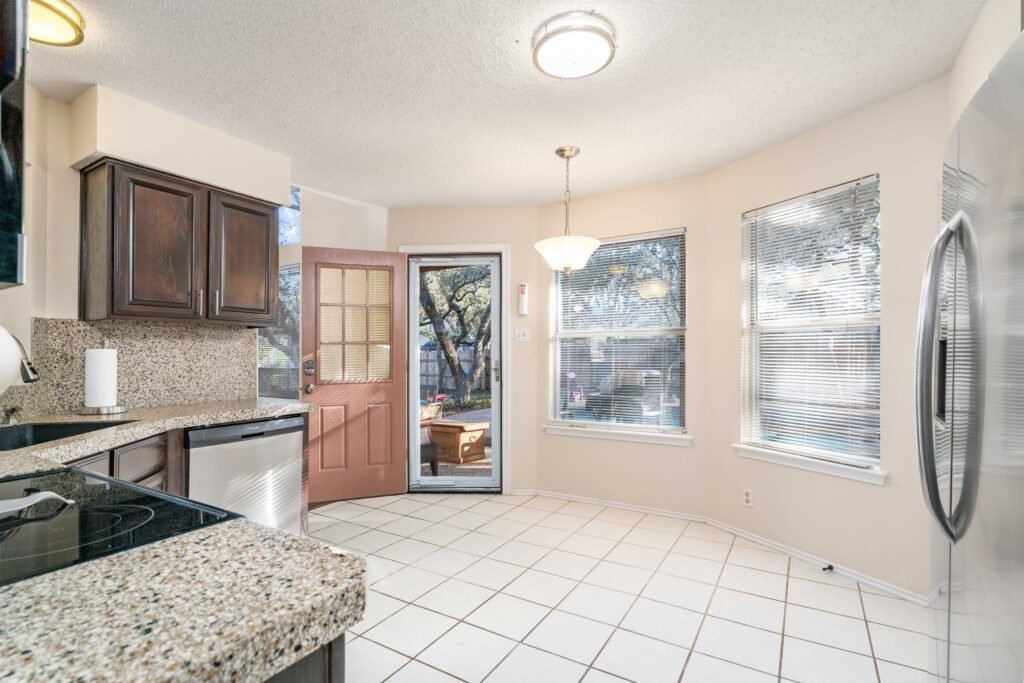 Oaks Resort! 3B Pool Villa, Mini Golf, Yard Games