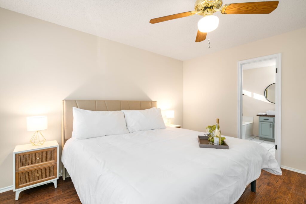 Oaks Resort! 3B Pool Villa, Mini Golf, Yard Games