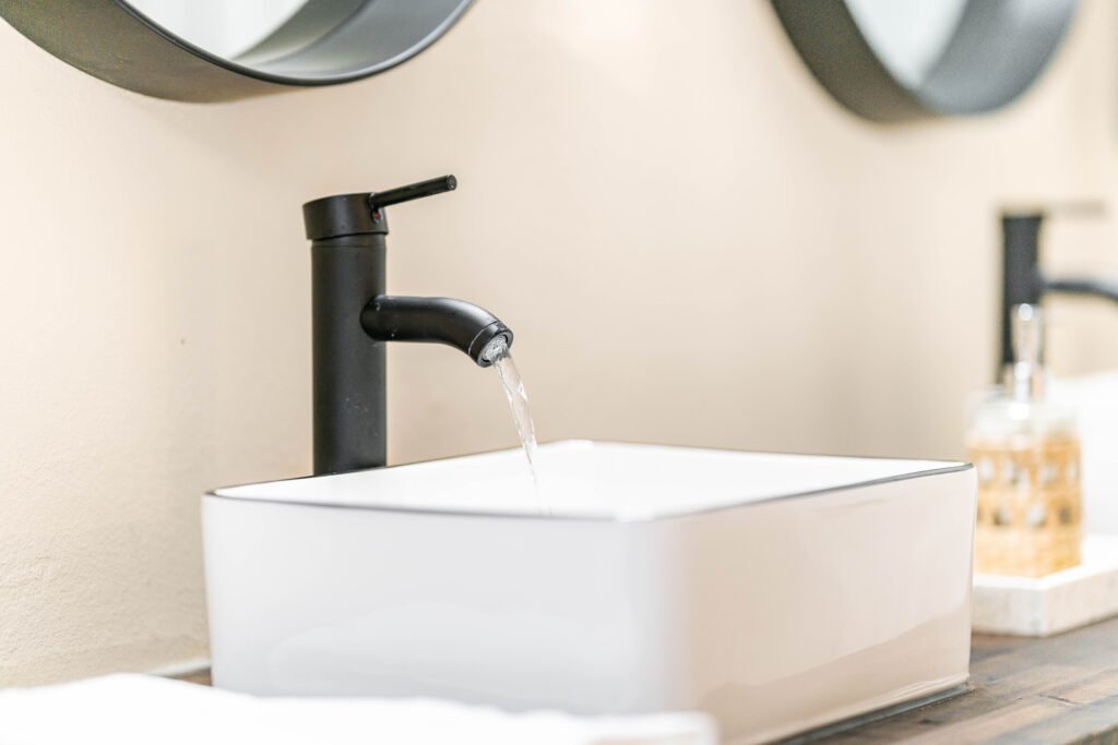 Oaks Resort! 3B Pool Villa, Mini Golf, Yard Games