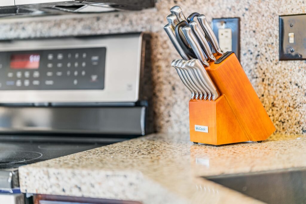 Oaks Resort! 3B Pool Villa, Mini Golf, Yard Games