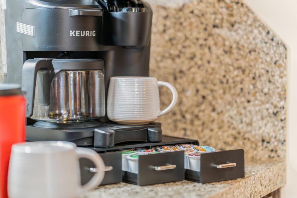 Oaks Resort! 3B Pool Villa, Mini Golf, Yard Games